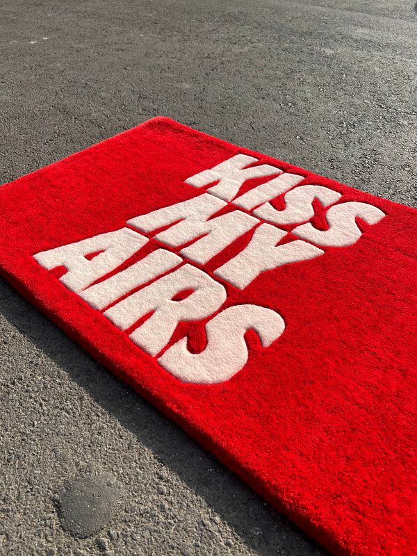 KISS MY AIRS RUG(RED)