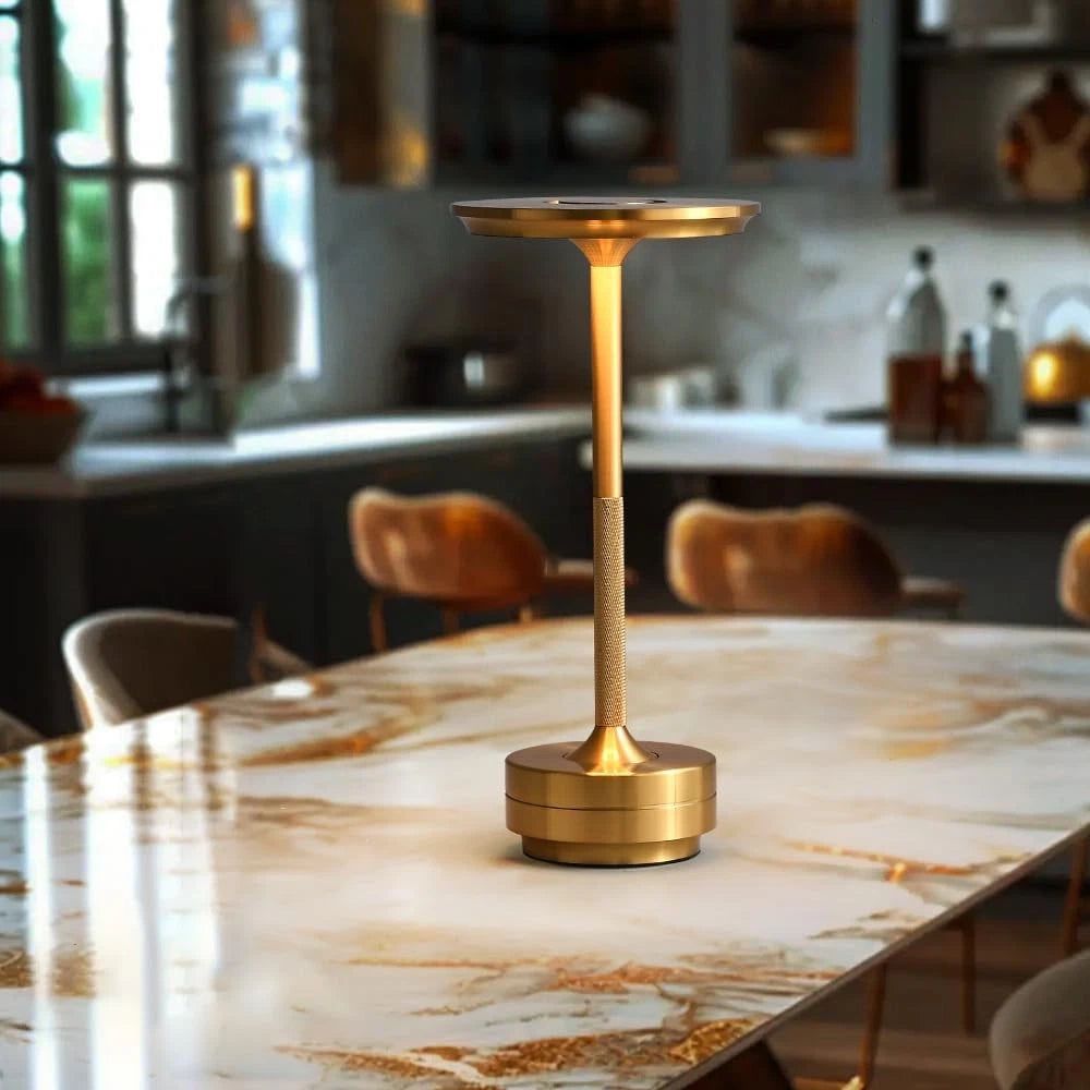 MINIMALIST TABLE LAMP