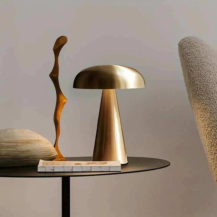 CHROMATIC MUSHROOM LAMP