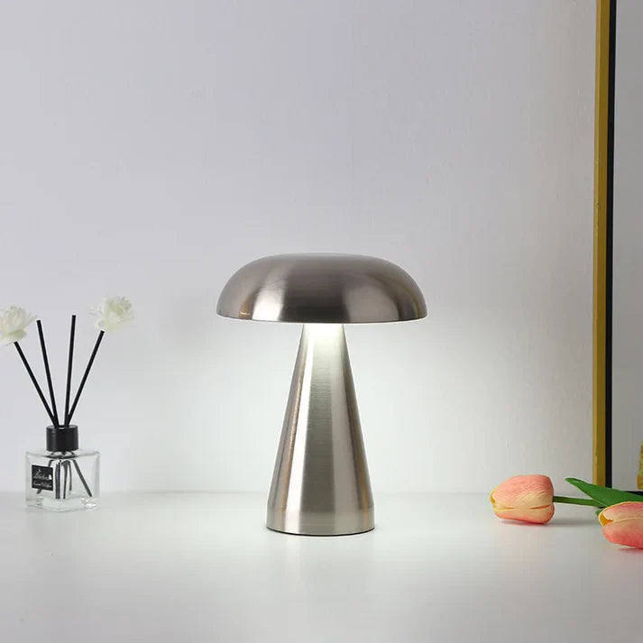 CHROMATIC MUSHROOM LAMP